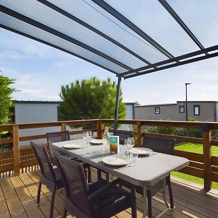 Beau Chalet Pour 4 Pers - Acces Piscine Chauffee Brétignolles-sur-Mer Exteriör bild